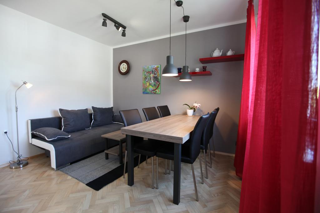 Apartment Gondola Марибор Экстерьер фото